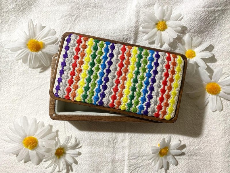 Rainbow scarf embroidered jewelry box jewelry storage box - อื่นๆ - งานปัก หลากหลายสี