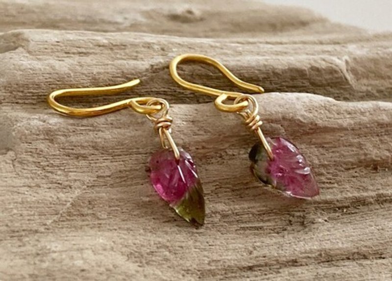 K24 Water Melon Tourmaline Pure Gold Hook Watermelon Tourmaline Pure Gold Earrings - ต่างหู - เครื่องเพชรพลอย 