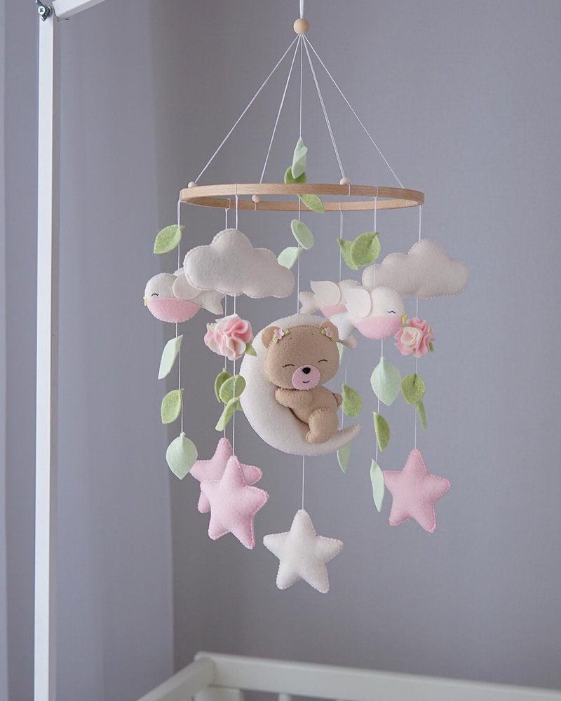 Boho mobile girl. Baby shower gift. Nursery decor - ของเล่นเด็ก - วัสดุอื่นๆ 