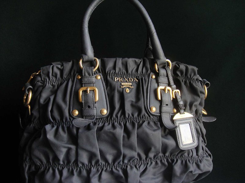 [Old Time OLD-TIME] Early second-hand old bag made in Italy PRADA handbag shoulder bag - กระเป๋าถือ - วัสดุอื่นๆ หลากหลายสี