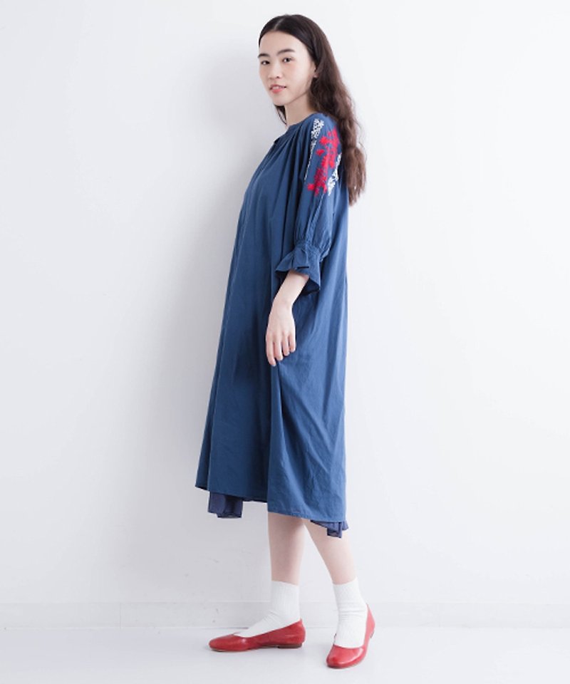 エスニック フラワー 刺繍 スキッパー ワンピース - 連身裙 - 棉．麻 藍色