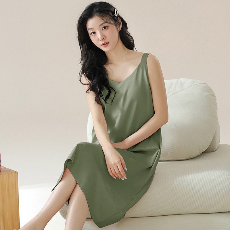 Pink Lady cup-style cotton modal nightgown with floral green bush sleeveless one-piece pajamas for home wear - ชุดนอน/ชุดอยู่บ้าน - ไฟเบอร์อื่นๆ สีเขียว