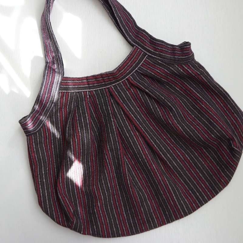 Ba-ba handmade Granny bag  No.GB25 - 手提包/手提袋 - 其他材質 咖啡色
