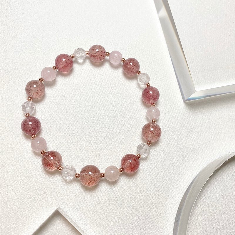 Strawberry Quartz Rose Quartz Stone Bracelet - สร้อยข้อมือ - คริสตัล สึชมพู