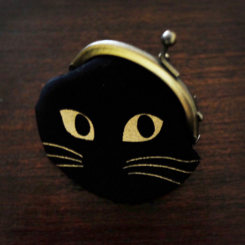 Pure Silk Kyoto Kiss Lock Bag So Cute That It Screams Black Cat You Bag XS / Available in 2 Colors - กระเป๋าใส่เหรียญ - ผ้าไหม 