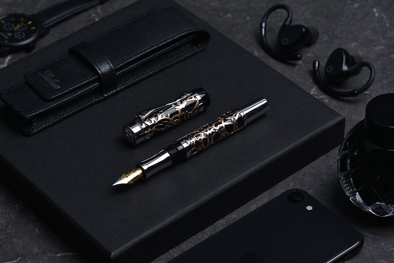 【Pen】Galileo Seiko fountain pen | Double-layer precision hollow geometric totem - ปากกาหมึกซึม - โลหะ สีดำ