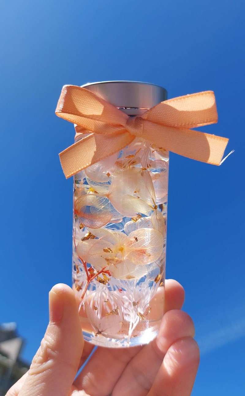 Orange soda floating bottle floating flowers congratulations on birthdays, festivals, Christmas, Valentine's Day - ช่อดอกไม้แห้ง - พืช/ดอกไม้ 