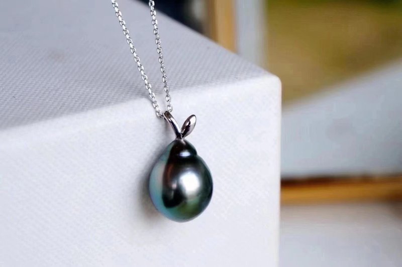 節日禮物 葫蘆~天然海水珍珠 大溪地黑珍珠 純銀吊墜 贈銀鏈 - 耳環/耳夾/耳骨夾 - 珍珠 黑色