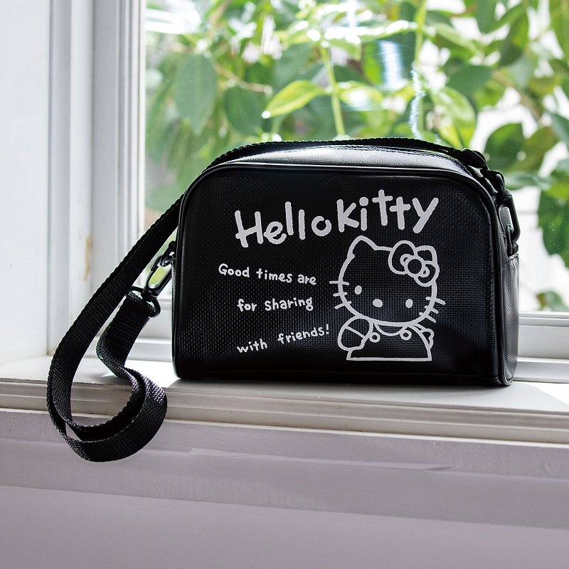 Hello Kitty 復古經典款收藏誌 第六期 肩背包 - 化妝包/收納袋 - 聚酯纖維 黑色