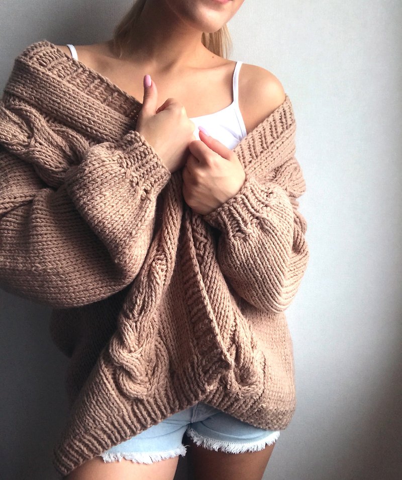 Brown slouchy cardigan Cropped sweater oversized Chunky knit jacket - สเวตเตอร์ผู้หญิง - ขนแกะ สีนำ้ตาล