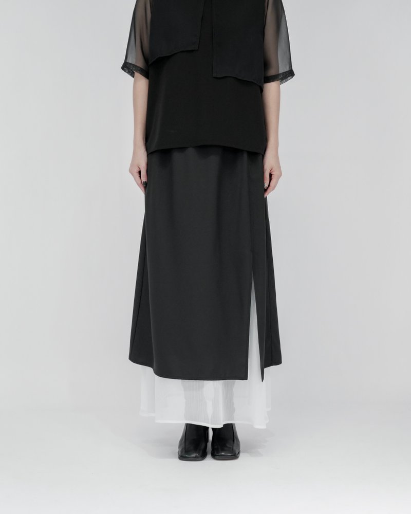 MUKK DESIGN 黑白拼色異材質紗裙 - 裙子/長裙 - 聚酯纖維 黑色