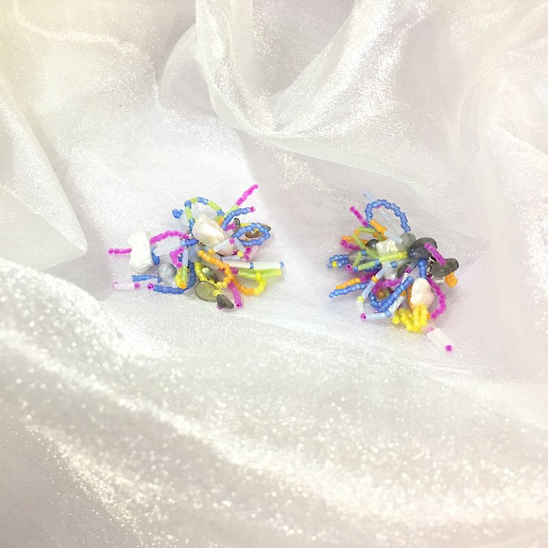 Alien flower language Peach fantasy flower - Earrings & Clip-ons - Glass Multicolor