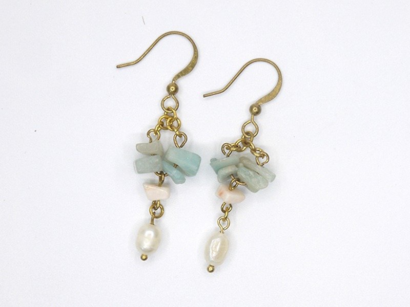 Turkish stone pearl ear clip - Earrings & Clip-ons - Gemstone White
