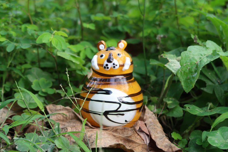 Paperweight・Tiger Lord | Handmade by the glass workshop - Stuffed Dolls & Figurines - Glass 