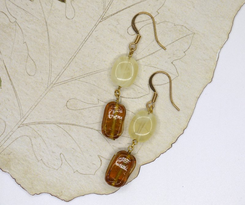 Caramel Macchiato handmade glass earrings can change ear clip - Earrings & Clip-ons - Gemstone 