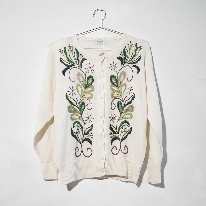 Retro sweater vintage sweater vintage sweater made in Japan 70% mixed wool grass leaf embroidery R0033 - สเวตเตอร์ผู้ชาย - ขนแกะ ขาว