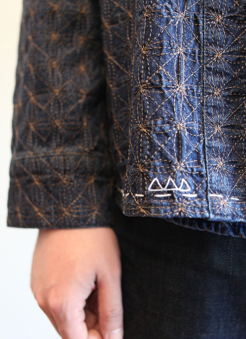 KARMA SASHIKO embroidered shirt jacket INDIGO denim Japanese robe handmade - เสื้อโค้ทผู้ชาย - วัสดุอื่นๆ สีน้ำเงิน