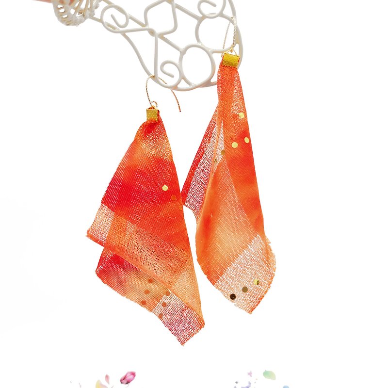 Daqian design retro nature confident orange lace cloth earrings / clip gift lover - ต่างหู - ผ้าฝ้าย/ผ้าลินิน สีส้ม