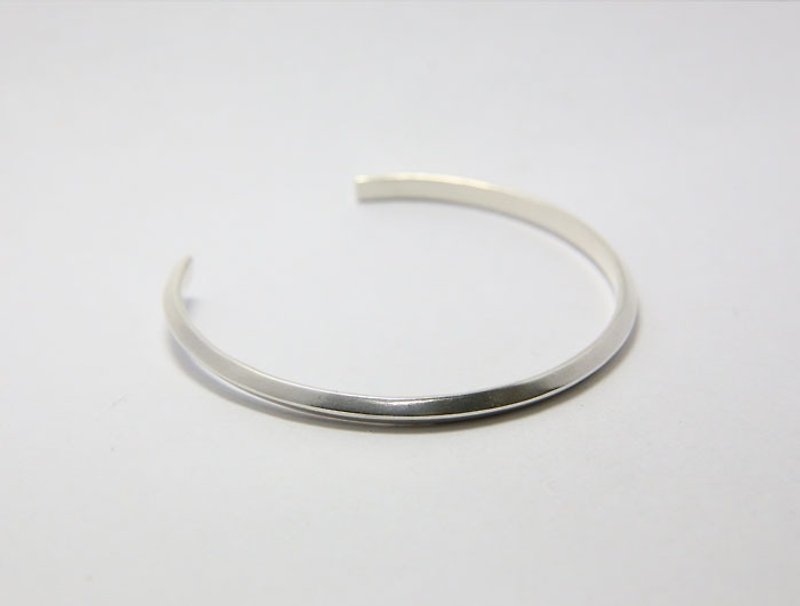 Ni.kou sterling silver triangle bracelet - Bracelets - Other Metals 