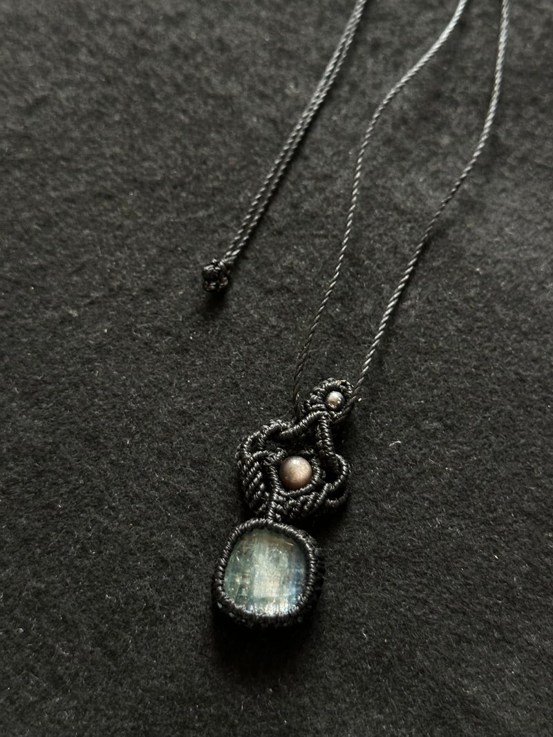 藍晶石長繩編織項鍊 - 項鍊 - 半寶石 黑色