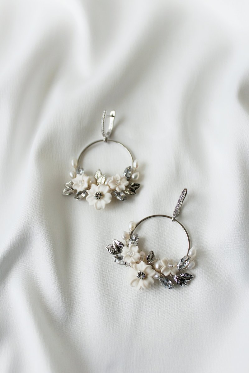 Silver ivory flower wedding earrings  , long pearl ivory boho bridal earrings - Earrings & Clip-ons - Pearl 