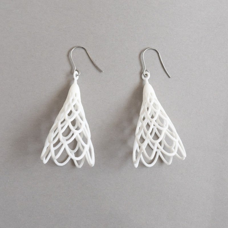 drape earrings - ต่างหู - พลาสติก ขาว