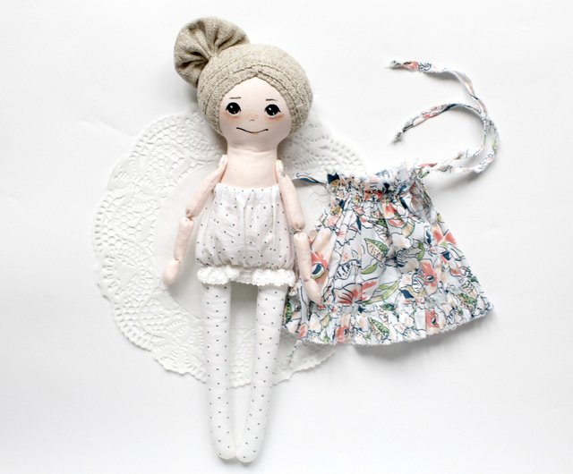 Soft fabric deals dolls