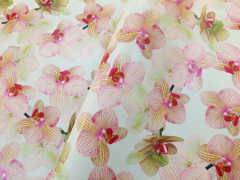 Elegant orchid/Swiss Stewo wrapping paper - วัสดุห่อของขวัญ - กระดาษ หลากหลายสี