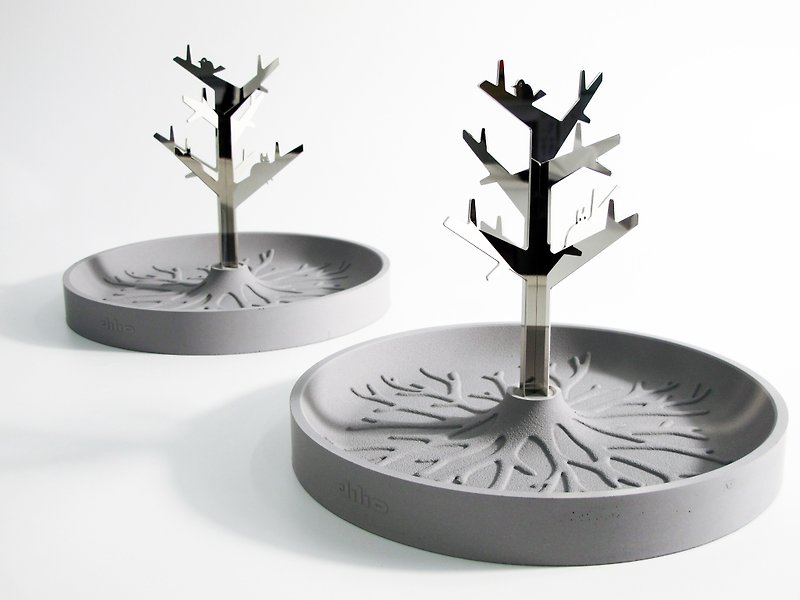 key and coin tray – tree and roots - Storage - Cement Gray