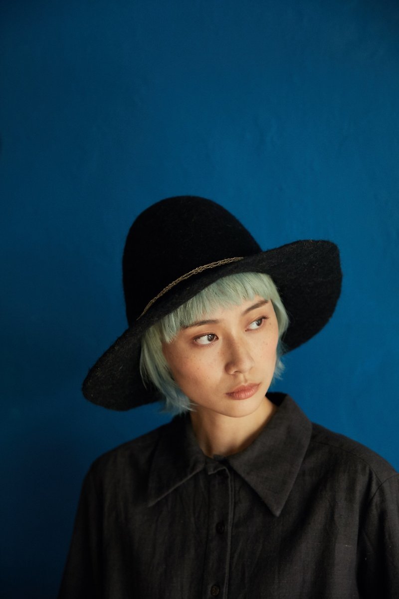 Black Formosa hat-fair trade - Hats & Caps - Wool Black