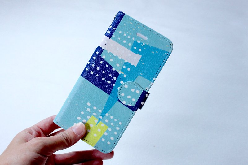 手帳型　iphone/スマホケース 青いコラージュ - スマホケース - プラスチック ブルー