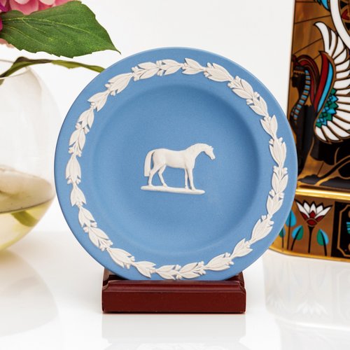 【希少品】 ウェッジウッド クラシカルコレクション 陶器 置物 500x0.jpg