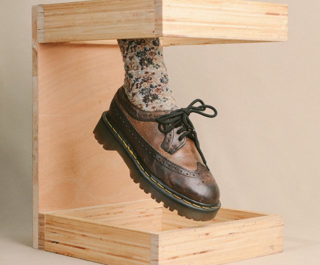 dr martens light brown boots