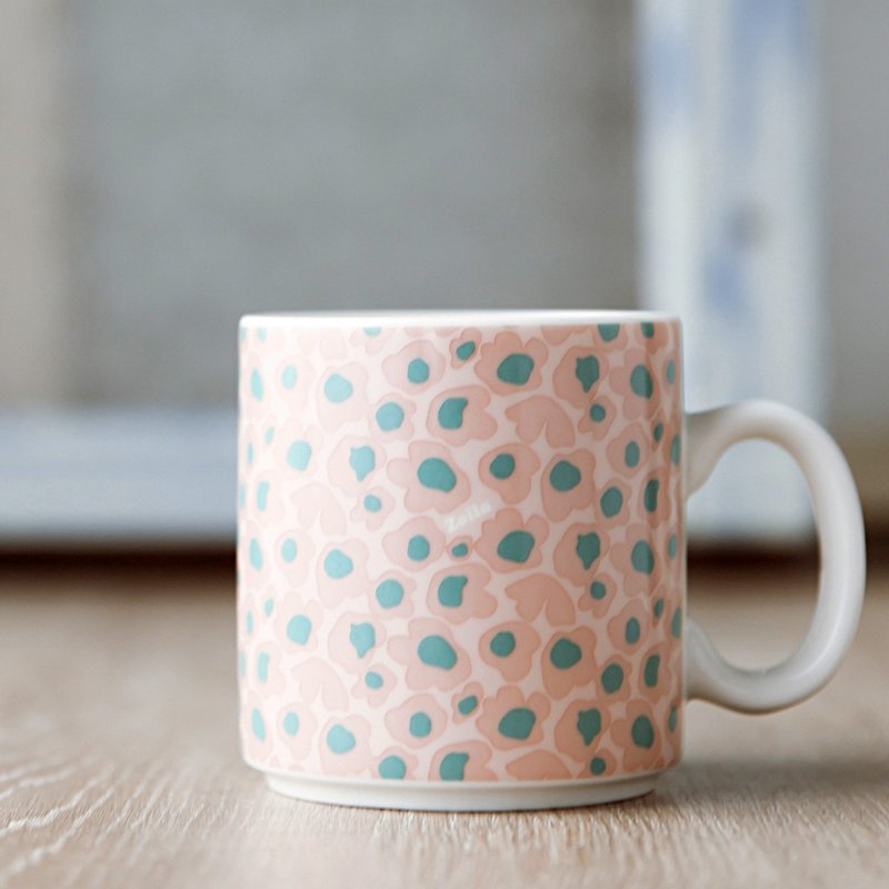 Tea time. Me time "soft powder" new bone china cup | a cup of warm heart, love their children love themselves - Mugs - Porcelain Pink