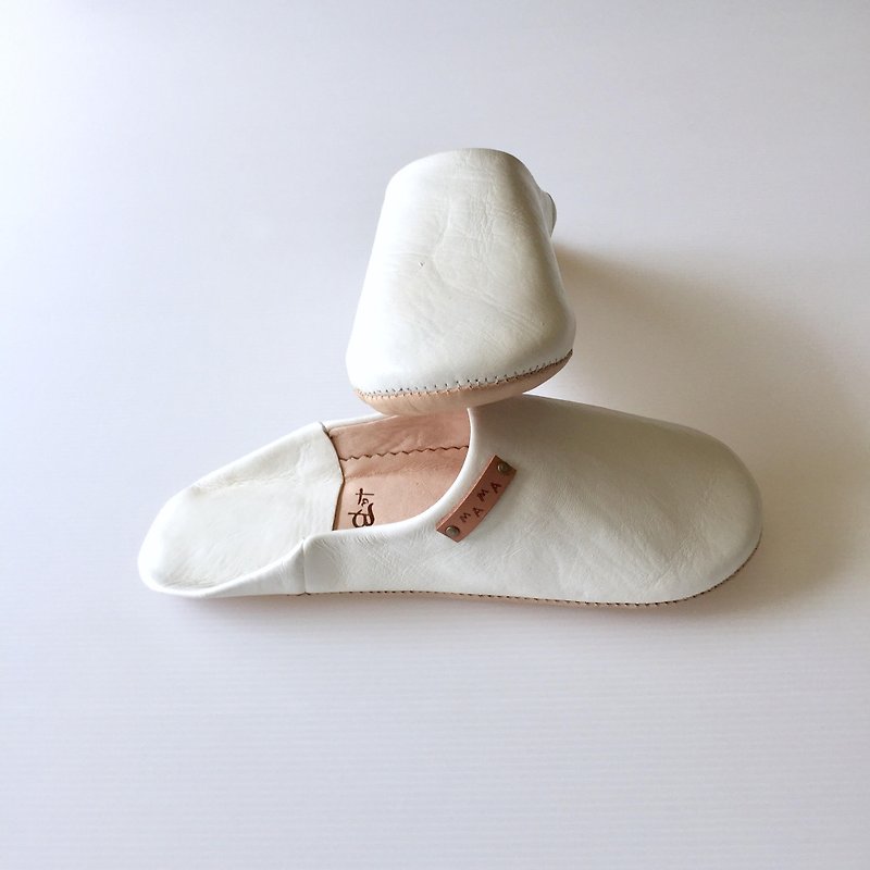 Simple Babush MAMA / mama white small size - Other - Genuine Leather White