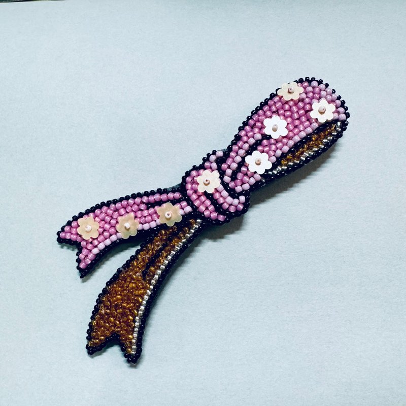 Pink floral ribbon brooch - Brooches - Other Materials Pink