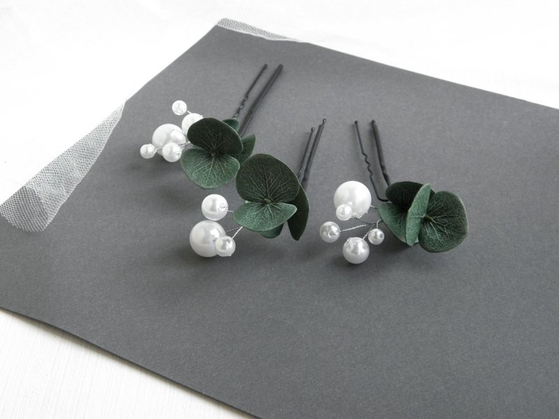 Wedding headpiece Floral hair pins Eucalyptus pearl hair pins Bridal hair piece - 髮夾/髮圈 - 其他材質 綠色