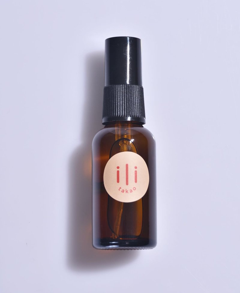 ili 植物全息保養 100%乳香純露30ml 第一道初餾 天然無防腐劑 - 化妝水/保濕 - 濃縮/萃取物 金色