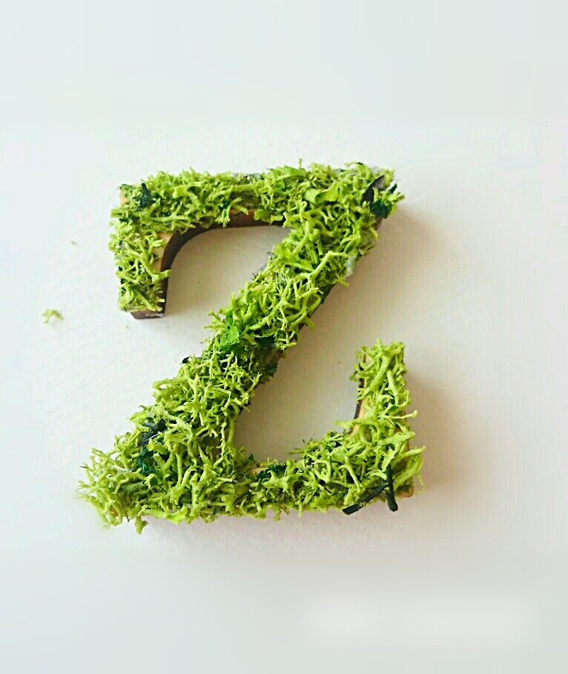 Wooden Alphabet Object (Moss) 5cm/Zx 1 piece - ของวางตกแต่ง - ไม้ สีเขียว