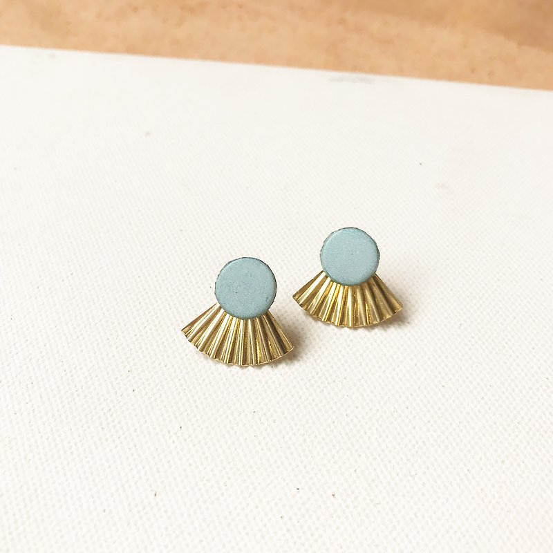 Leather earrings _ Japanese classical _ mint green (changeable clip) - ต่างหู - หนังแท้ สีเขียว