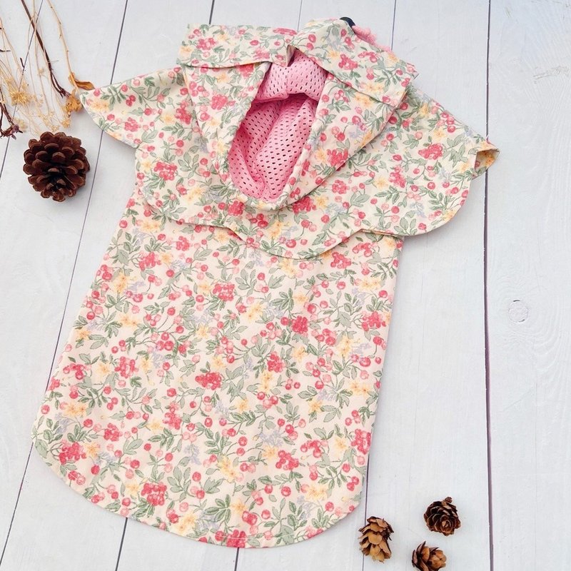 Pink floral three-piece flower raincoat M - ชุดสัตว์เลี้ยง - วัสดุอื่นๆ 