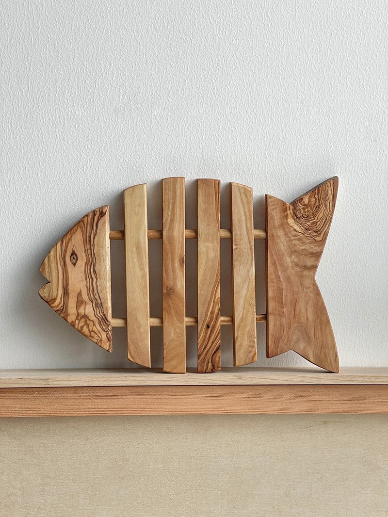 Handcrafted Olive Wood Fish Shape Trivet / Potholder - Coasters - Wood 