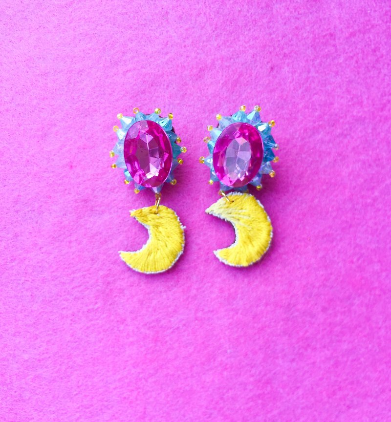 Sparkling moon embroidery earring  - Earrings & Clip-ons - Thread Yellow