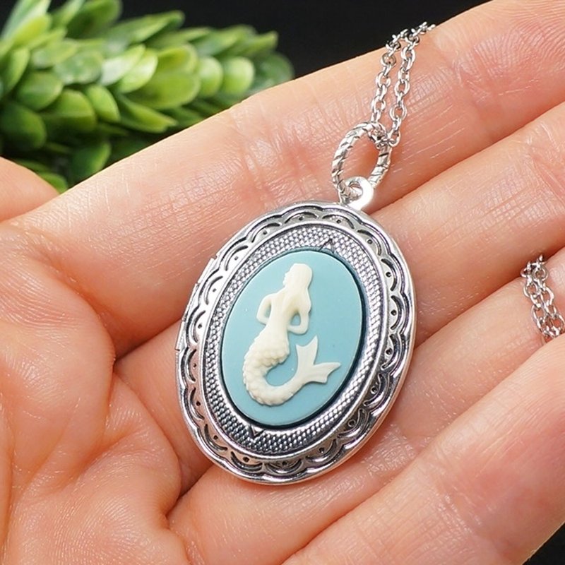 Mermaid Cameo Oval Silver Photo Locket Aqua Sky Blue Pendant Necklace Jewelry - สร้อยคอ - วัสดุอื่นๆ สีน้ำเงิน