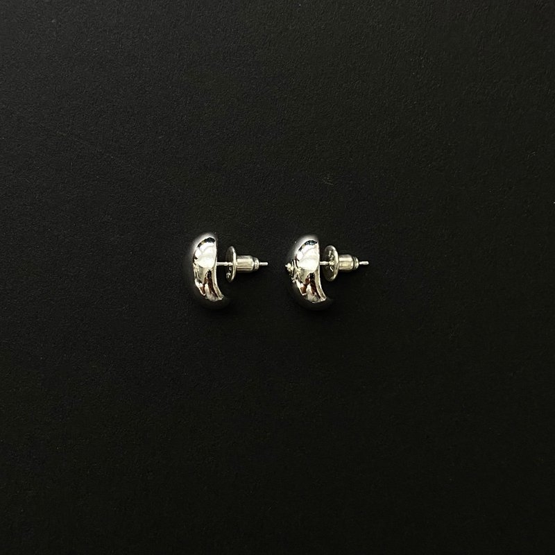 sterling silver 925 I volume egg stud earrings - 耳環/耳夾/耳骨夾 - 純銀 