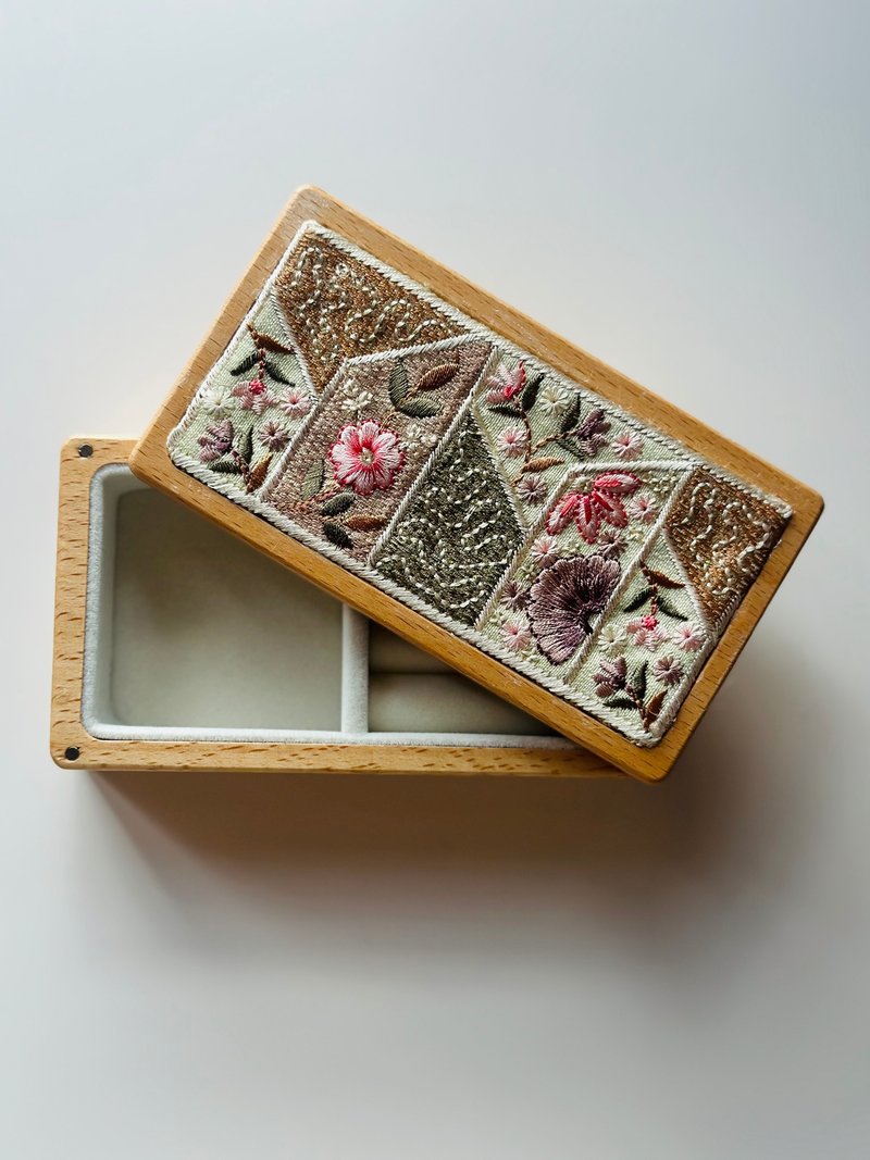 印度刺繡實木首飾盒 - 其他 - 棉．麻 咖啡色