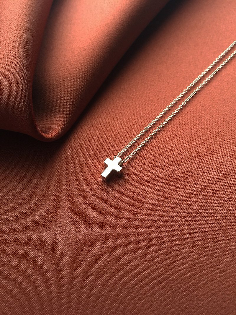 十字架 女款項鍊 925純銀 - 項鍊 - 純銀 多色