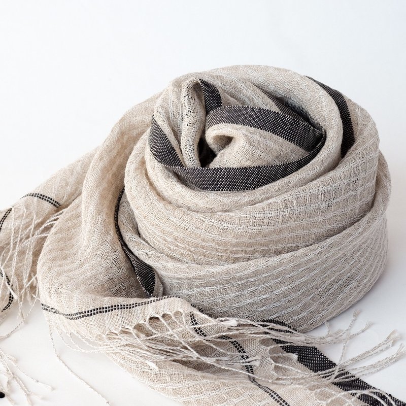 Linen Hand-woven Linen stole [Flower lover 04] - Knit Scarves & Wraps - Cotton & Hemp 