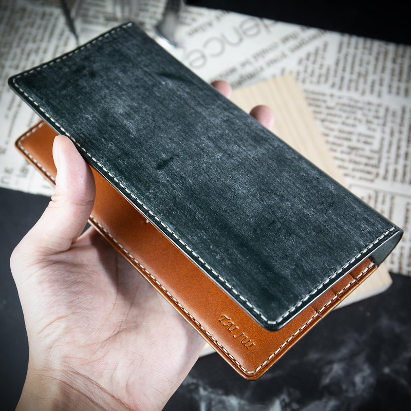 [Customized gift] [Hand-stitched long clip\business long clip] dark green British horse rein leather Mister leather - Wallets - Genuine Leather Multicolor