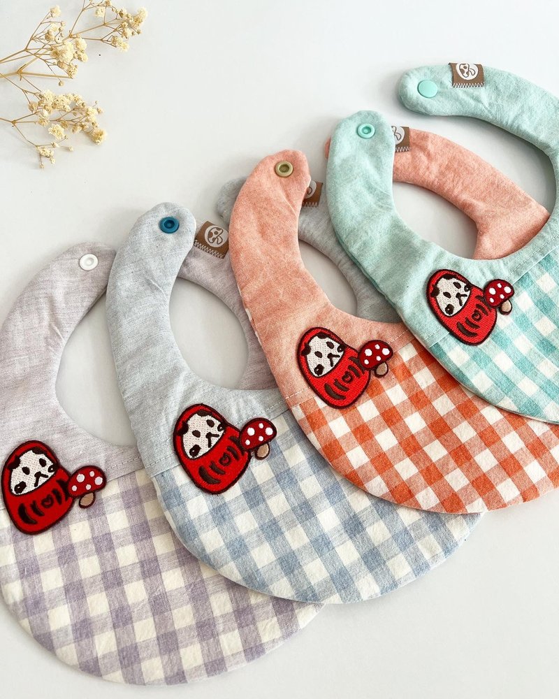 Small dog embroidery plaid six-layer gauze pocket - ผ้ากันเปื้อน - ผ้าฝ้าย/ผ้าลินิน หลากหลายสี